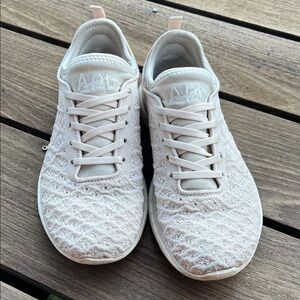 APL TECHLOOM PHANTOM